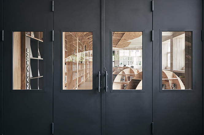 立新國小圖書館